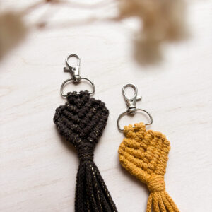 Tuto - Porte clé coeur en macramé