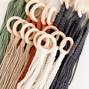 Suspension plante en macramé