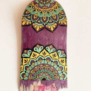 Skateboard recyclé - Mandala vert et jaune