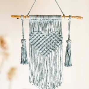 décoration bois flotté coeur et pompon kit DIY Kit macramé - Décoration murale Davinia