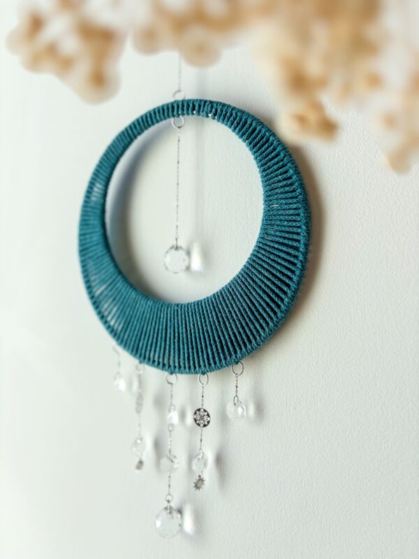 Attrape-Soleil Bijou de Lumière 20cm bleu sarcelle_02 Attrape-Soleil Macramé Bijou & Prismes Arc-en-ciel