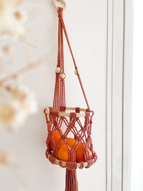 Panier à suspendre macramé_06 Panier suspendu en macramé