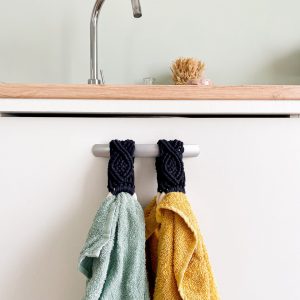 Porte torchon en macramé