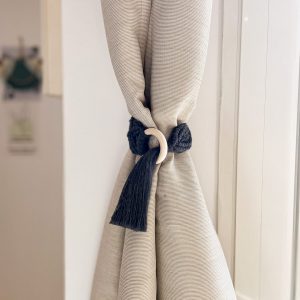 Embrasse à rideau en macramé