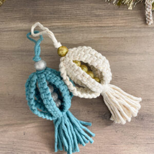 Kit macramé boule de noël