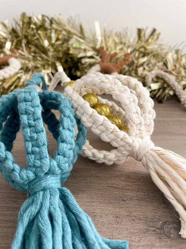 Boule de noel en macramé_03 Boule de noel en macramé