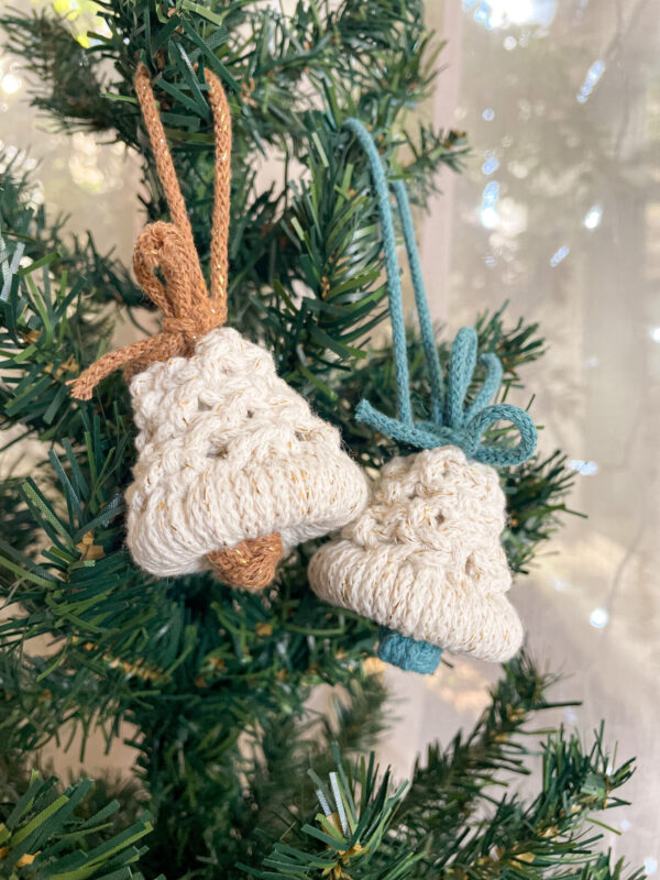 Cloche de noel caramel en macramé