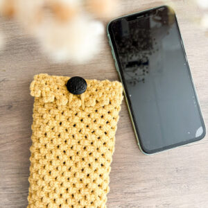 Étuis pour téléphone en macramé
