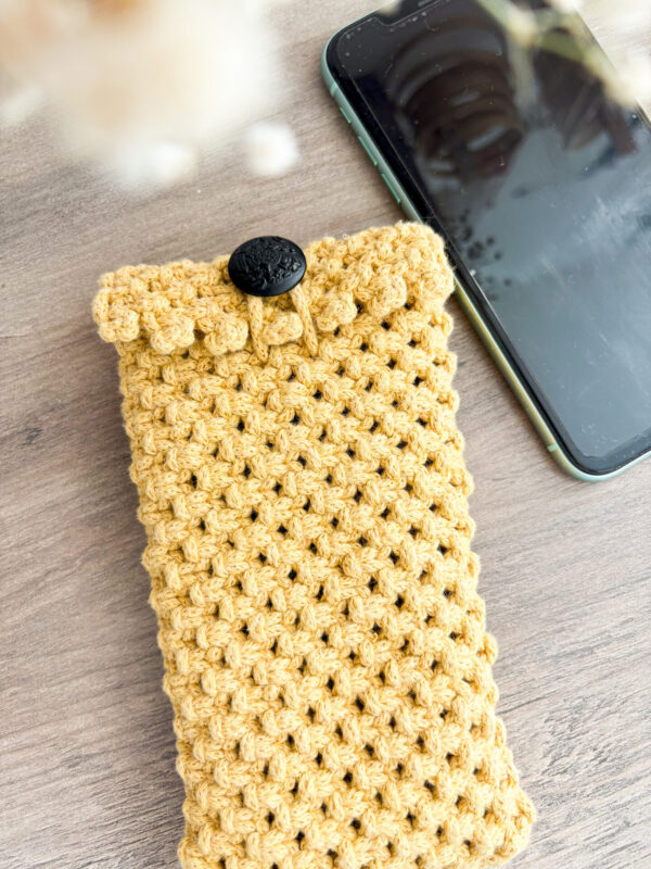 Étuis pour téléphone en macramé_03 Étuis pour téléphone en macramé
