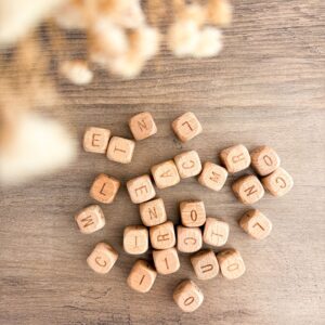 Perle en bois Lettre