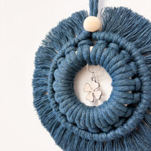 Tuto - Suspension de rétroviseur en macramé