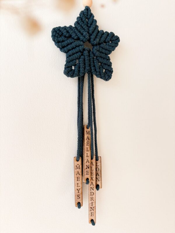 Etoile filante macramé bleu canard personnalisée_02 Etoile filante macramé bleu canard personnalisée_02