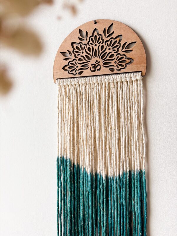 Décoration murale mandala et Ohm macramé teinture bleu_03 Décoration murale mandala et Ohm macramé teinture bleu_03