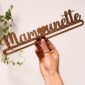 Mot en bois avec encoche personnalisé