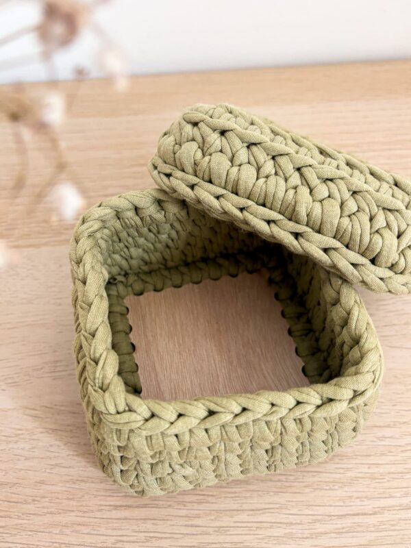Boite carré de rangement crochet sur mesure_05 Boîte cadeau carrée personnalisable