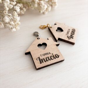 Charms breloque bois maison gravée Charms breloque bois maison gravée
