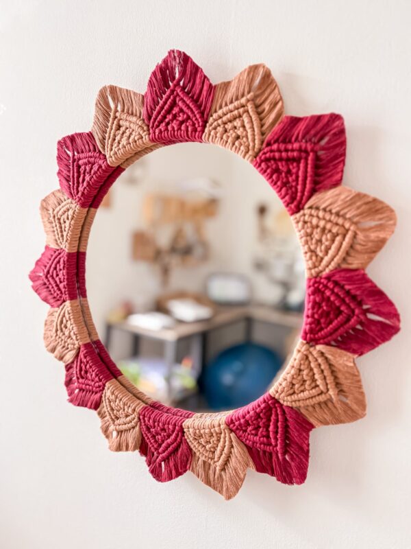 Miroir macramé bi colore rouge miroir macramé bicolore rouge