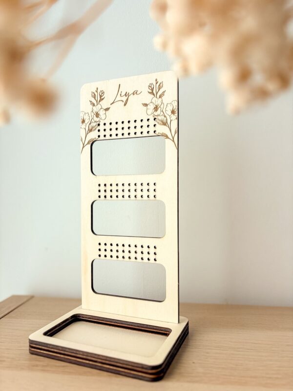 Porte-Boucles-dOreilles-en-Bois-personnalisable-prenom