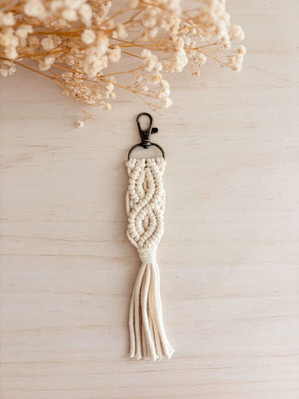 Prototype Porte-clés torsade golden naturel02 Kit porte-clé macramé débutant
