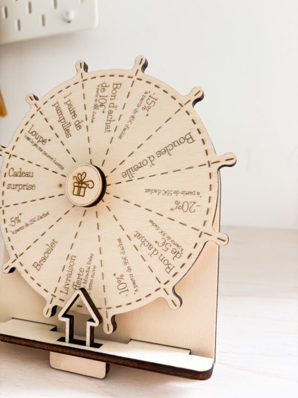 Roue de la fortune sur mesure en bois_03 Roue de la fortune sur mesure en bois_03