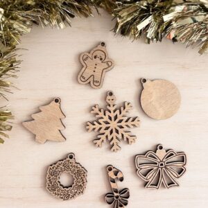 Décorations de Noël en bois à personnaliser
