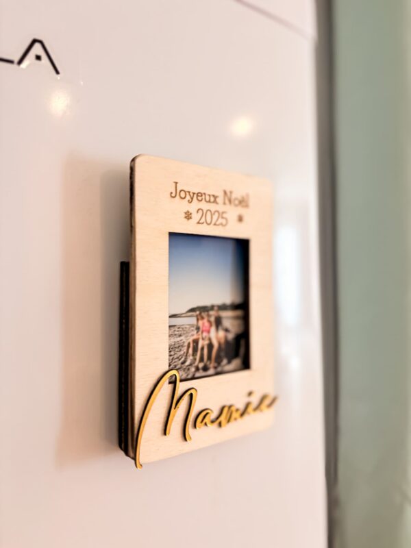 cadre photo personnalisé bois plexi instax mini_01 Cadre photo magnétique personnalisé en bois avec gravure et mot en plexi