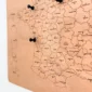 carte à punaiser en bois doré 04