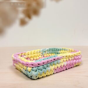 Corbeille rectangulaire au crochet