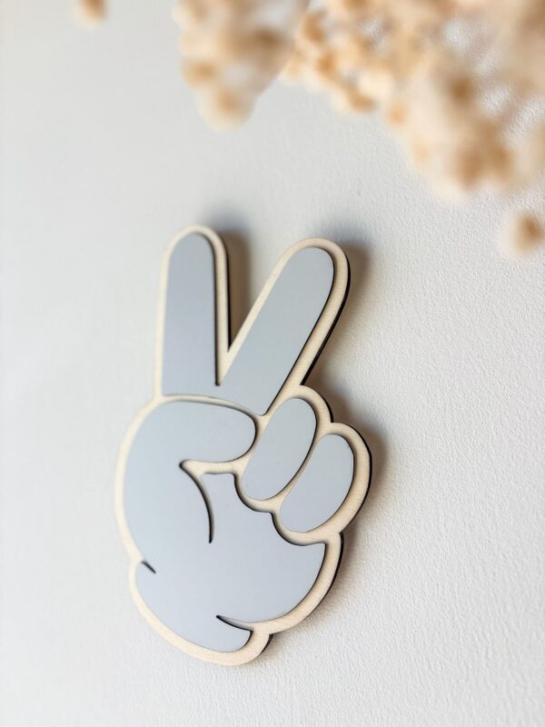signe peace en bois_01 signe peace en bois_01