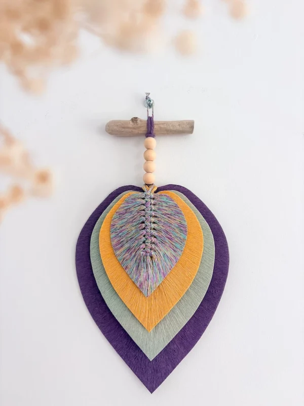 décoration murale macramé plumes violet jaune et vert aloe vera_04 décoration murale macramé plumes